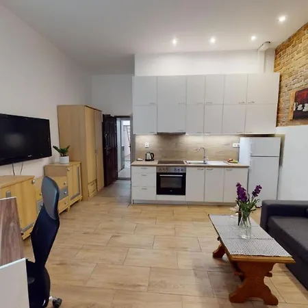 Studia Na Komuny Blisko Do Rynku * Wrocław