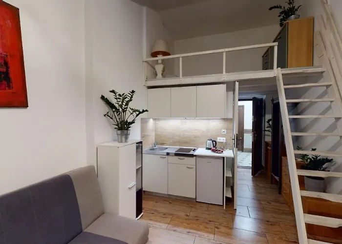 Studia Na Komuny Blisko Do Rynku ורוצלב