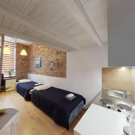 Apartment Studia Na Komuny Blisko Do Rynku *